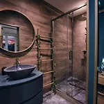 Stanislas Sensual Bali Jacuzzi 300m Place Stanislas * Nancy